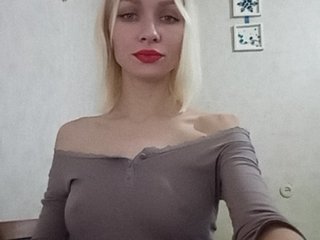 Live sex webcam photo for -KittY- #185184061