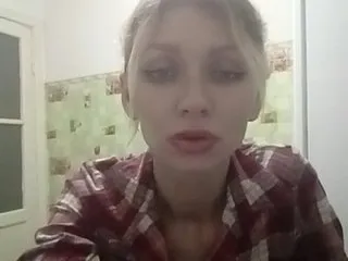 Live sex webcam photo for -KittY- #200582115