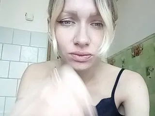 Live sex webcam photo for -KittY- #214439180