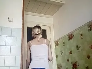 Live sex webcam photo for -KittY- #215899767