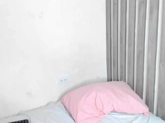 Live sex webcam photo for -Kittylove #291039663