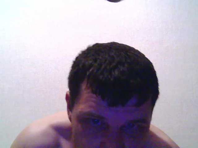 Live sex webcam photo for -Klub777- #274473872