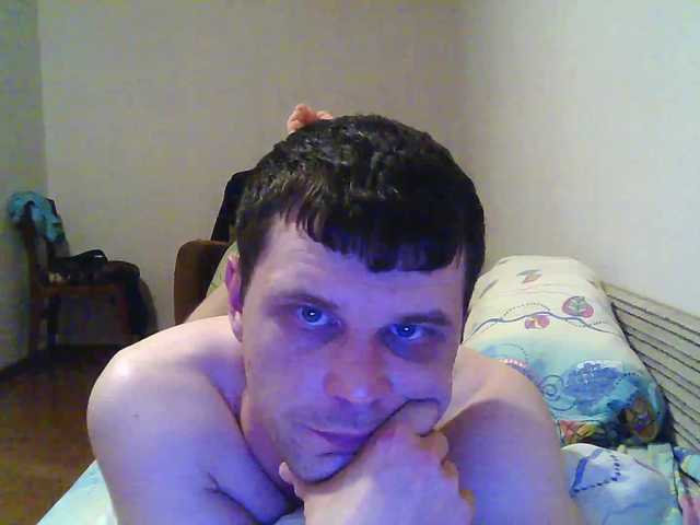 Live sex webcam photo for -Klub777- #274532646