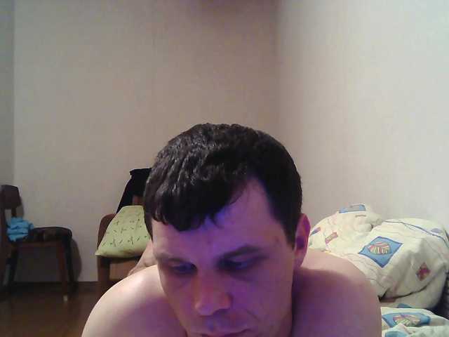 Live sex webcam photo for -Klub777- #274565122