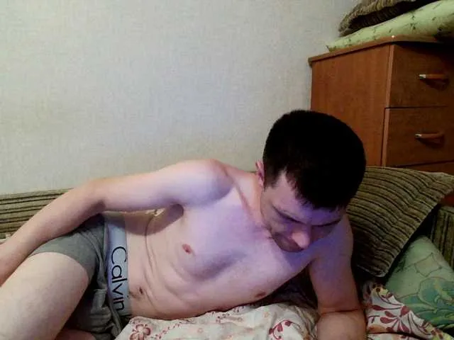 Live sex webcam photo for -Klub777- #291432077