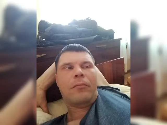 Live sex webcam photo for -Klub777- #292205418