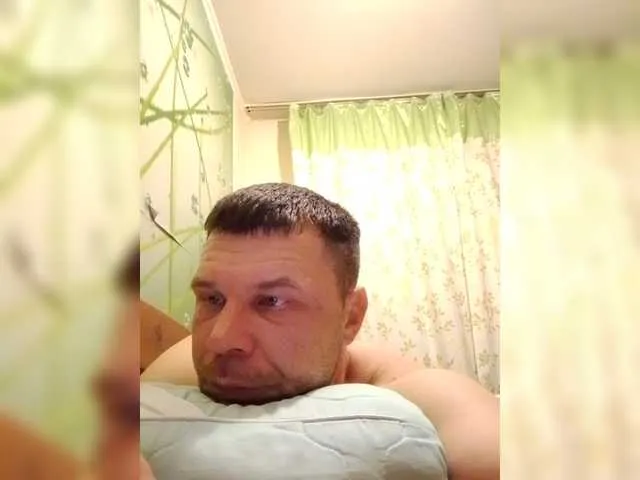 Live sex webcam photo for -Klub777- #292320993