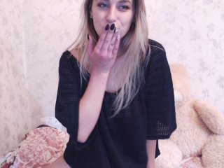 Live sex webcam photo for -LilyA- #128407903