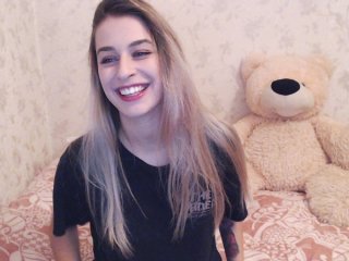 Live sex webcam photo for -LilyA- #128604232