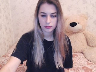 Live sex webcam photo for -LilyA- #128605995