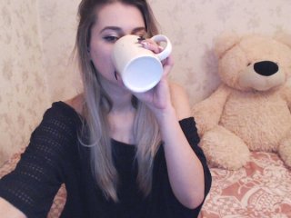 Live sex webcam photo for -LilyA- #129367171