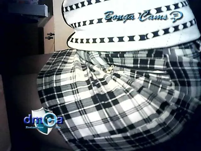 Live sex webcam photo for -LadyDee- #272615722