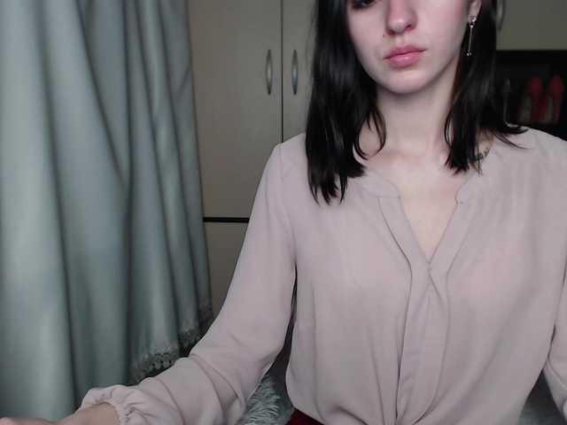 Live sex webcam photo for -LadyLUCK- #272178051