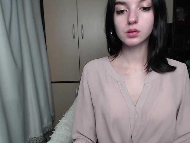 Live sex webcam photo for -LadyLUCK- #272192600