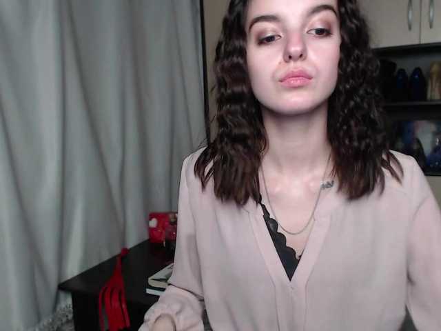 Live sex webcam photo for -LadyLUCK- #272664965