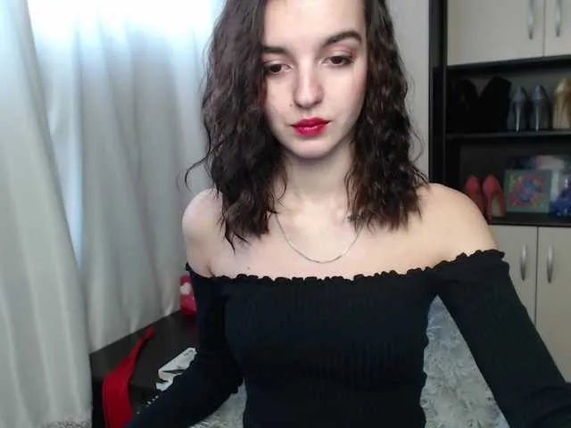 Live sex webcam photo for -LadyLUCK- #272673689