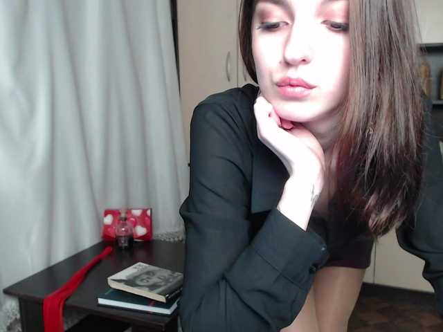 Live sex webcam photo for -LadyLUCK- #272943788