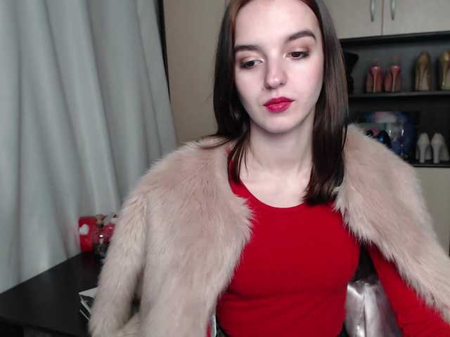 Live sex webcam photo for -LadyLUCK- #272963998