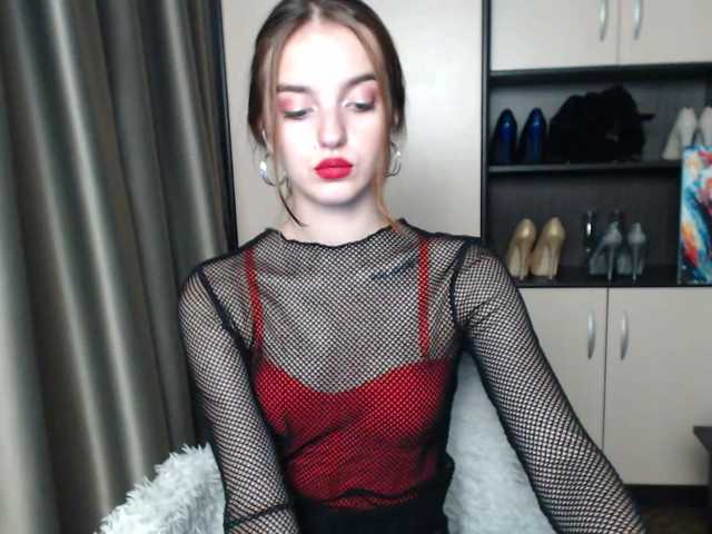 Live sex webcam photo for -LadyLUCK- #274149856