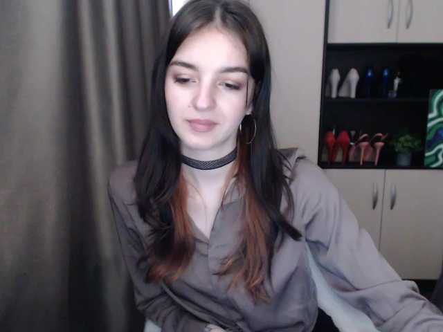 Live sex webcam photo for -LadyLUCK- #275508705