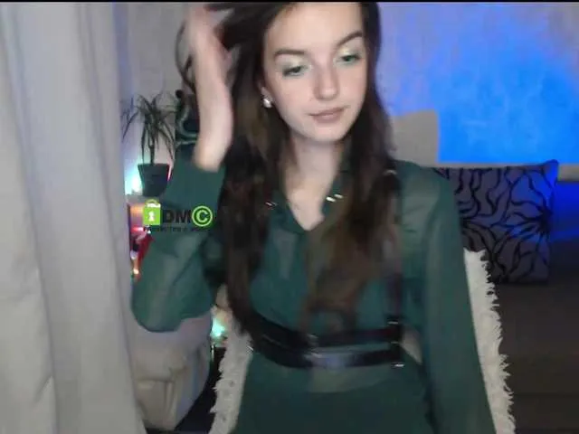 Live sex webcam photo for -LadyLUCK- #277987586