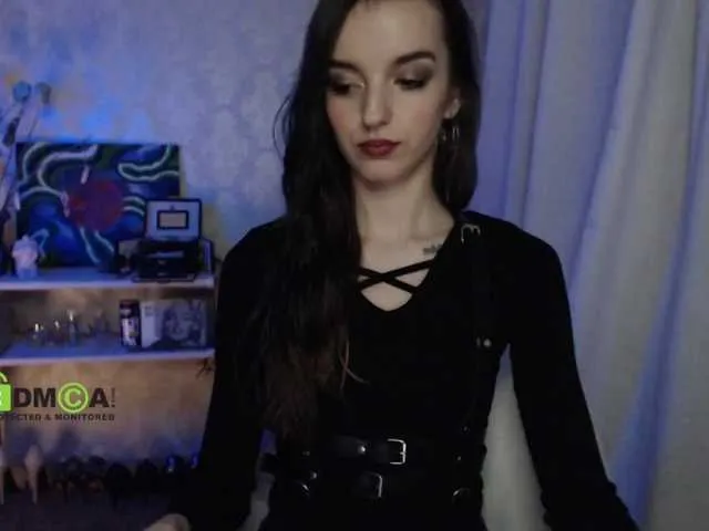 Live sex webcam photo for -LadyLUCK- #290735832