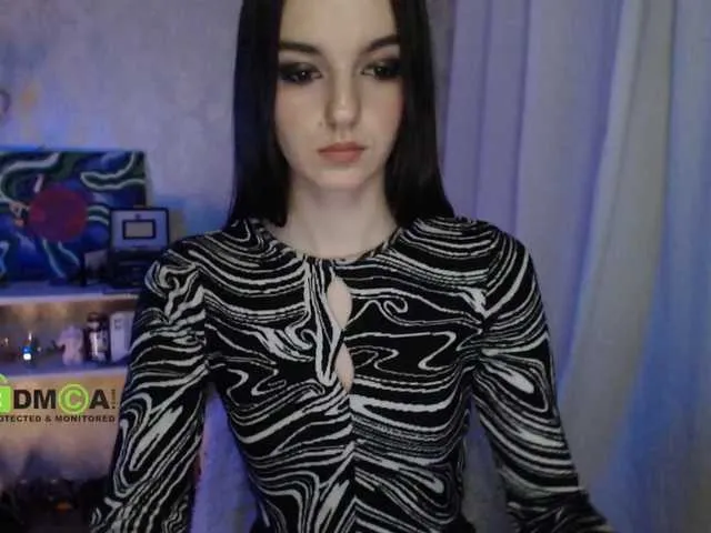 Live sex webcam photo for -LadyLUCK- #290831816