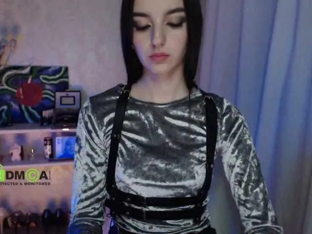 Live sex webcam photo for -LadyLUCK- #291023546