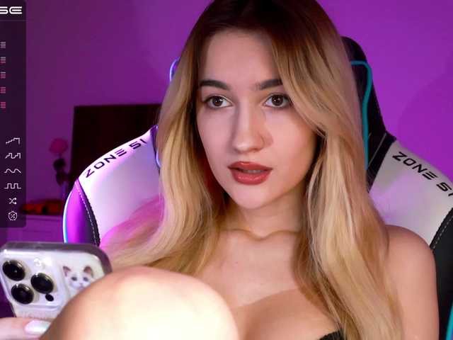 Live sex webcam photo for -Lana-Chester- #290965667