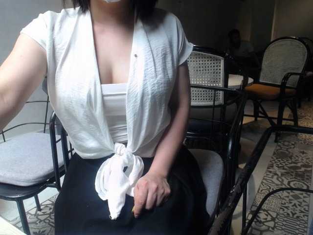 Live sex webcam photo for -Layla- #275725534