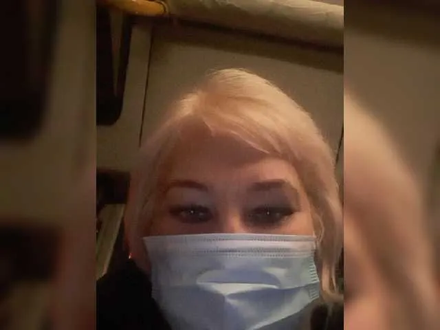 Live sex webcam photo for -Ledi-X- #271866296