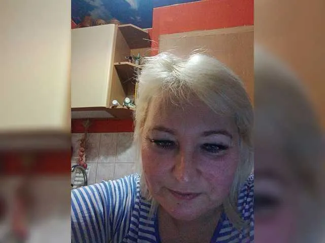 Live sex webcam photo for -Ledi-X- #272084934