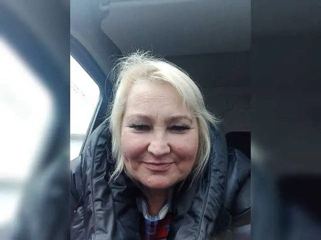 Live sex webcam photo for -Ledi-X- #272145627