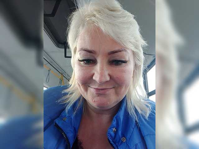 Live sex webcam photo for -Ledi-X- #273528358