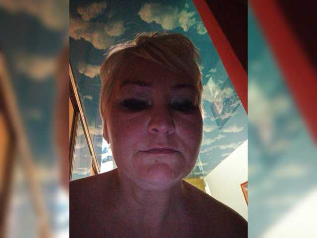 Live sex webcam photo for -Ledi-X- #273647007