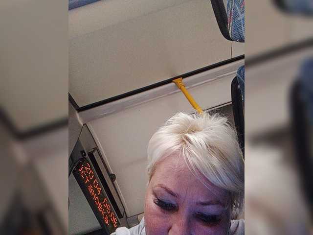 Live sex webcam photo for -Ledi-X- #273655482