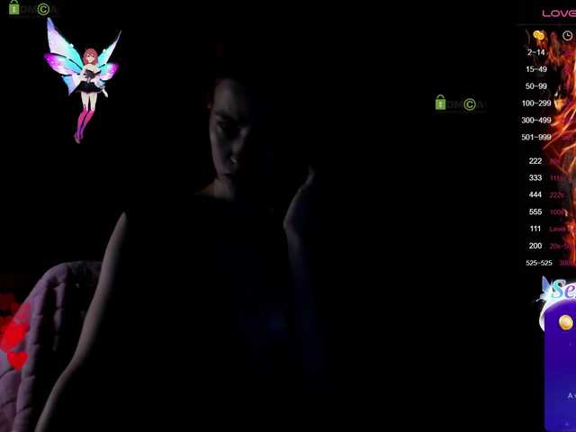 Live sex webcam photo for -LeeLoo- #276915716