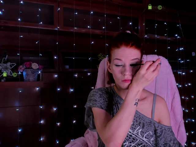 Live sex webcam photo for -LeeLoo- #277133743