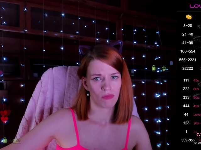 Live sex webcam photo for -LeeLoo- #277712417