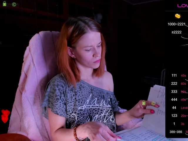 Live sex webcam photo for -LeeLoo- #277806798