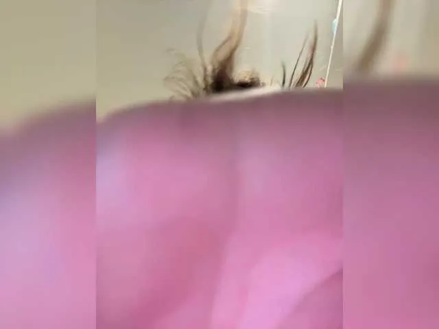 Live sex webcam photo for -LeiaProseccina- #292164804