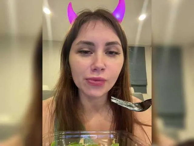 Live sex webcam photo for -LeiaProseccina- #292191843