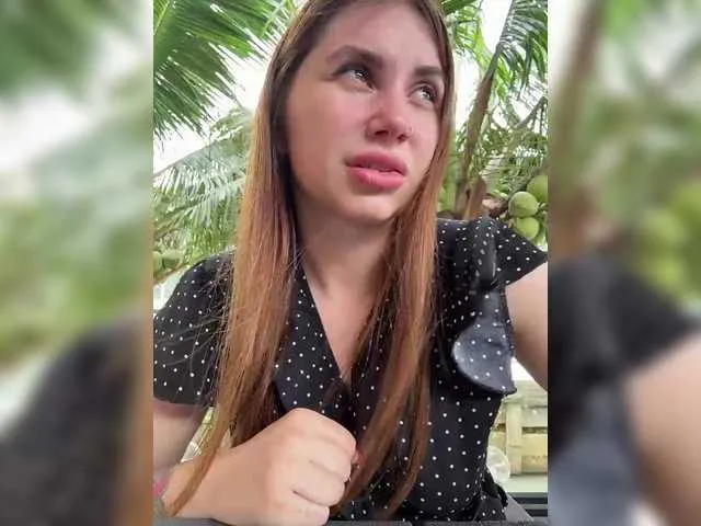 Live sex webcam photo for -LeiaProseccina- #292306595