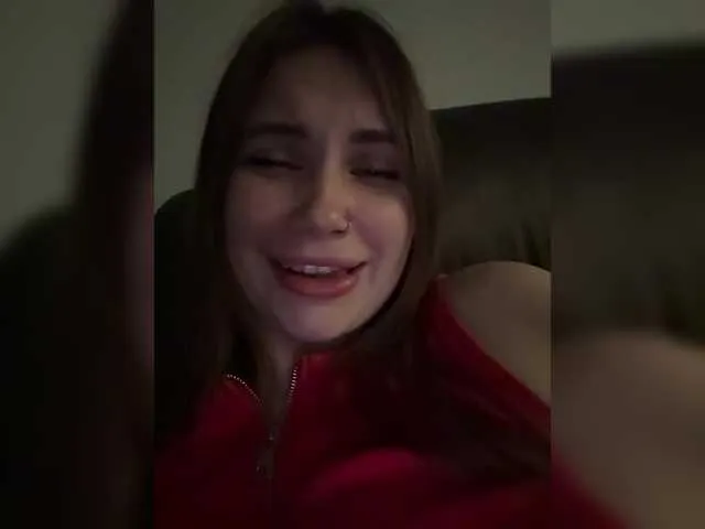 Live sex webcam photo for -LeiaProseccina- #292329405