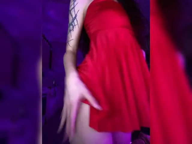 Live sex webcam photo for -LittleFairy- #291525283