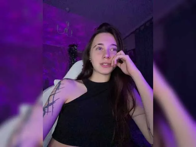 Live sex webcam photo for -LittleFairy- #291552094
