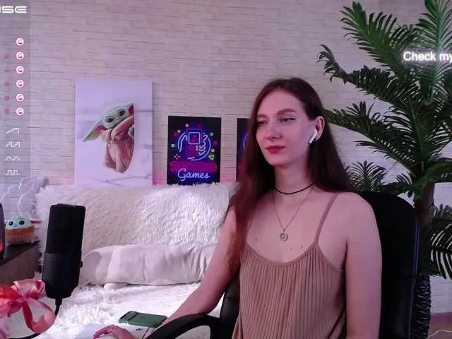 Live sex webcam photo for -Lovely #275757029