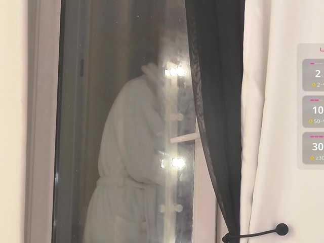 Live sex webcam photo for -MARIDRAGON- #292376761