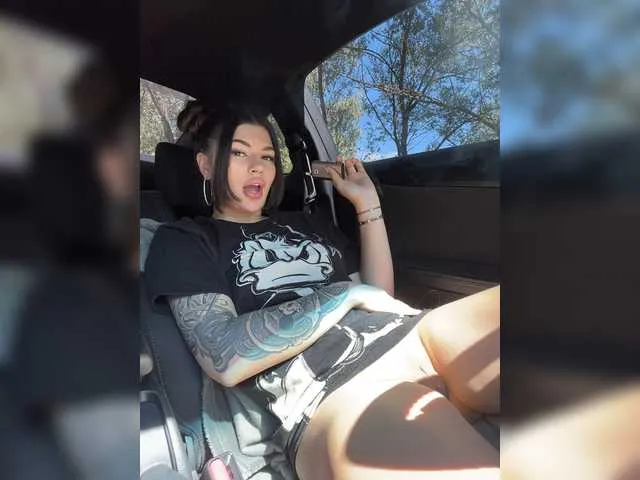 Live sex webcam photo for -MaybeBaby- #273920236