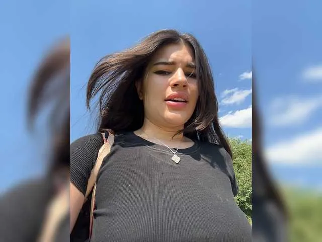 Live sex webcam photo for -MaybeBaby- #274065743